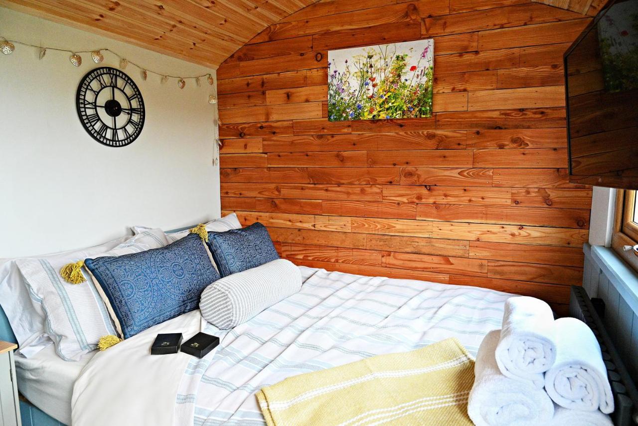 Luxury Shepherd Hut In The Peak District Vila Bakewell Exterior foto