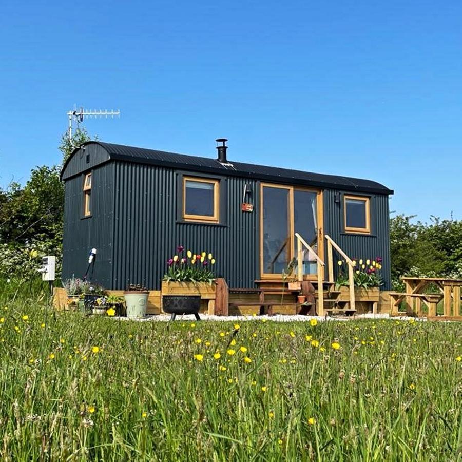 Luxury Shepherd Hut In The Peak District Bakewell Exterior foto