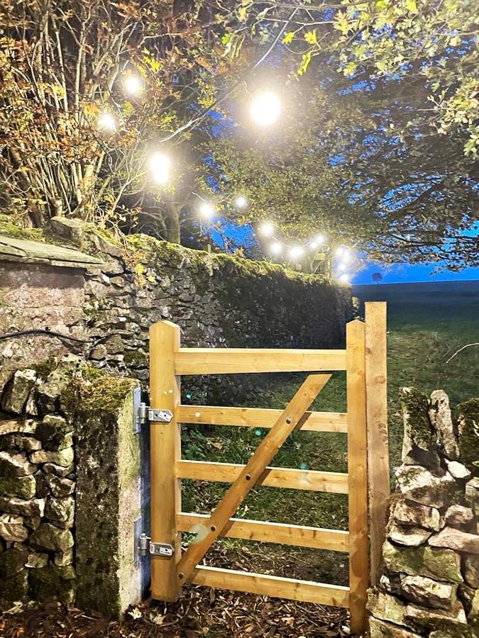 Luxury Shepherd Hut In The Peak District Vila Bakewell Exterior foto