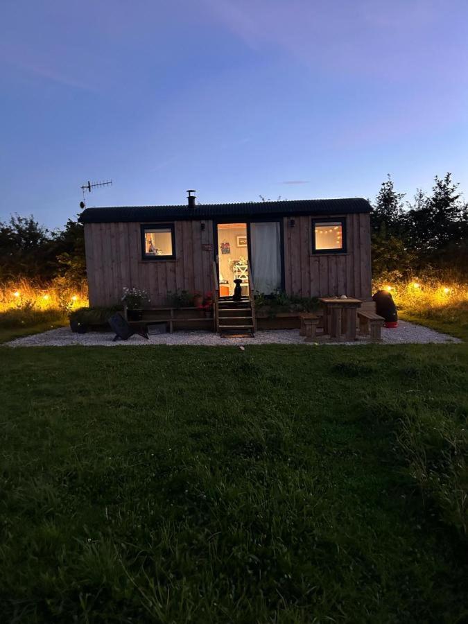 Luxury Shepherd Hut In The Peak District Vila Bakewell Exterior foto